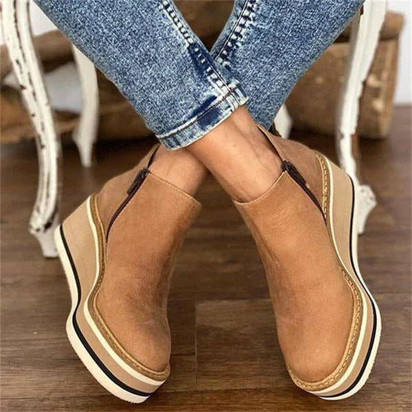 Platform Chelsea Boots for Women 2