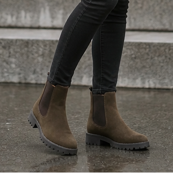 Brown Chelsea Boots for Women 15