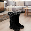 Winter snow boots for women in black